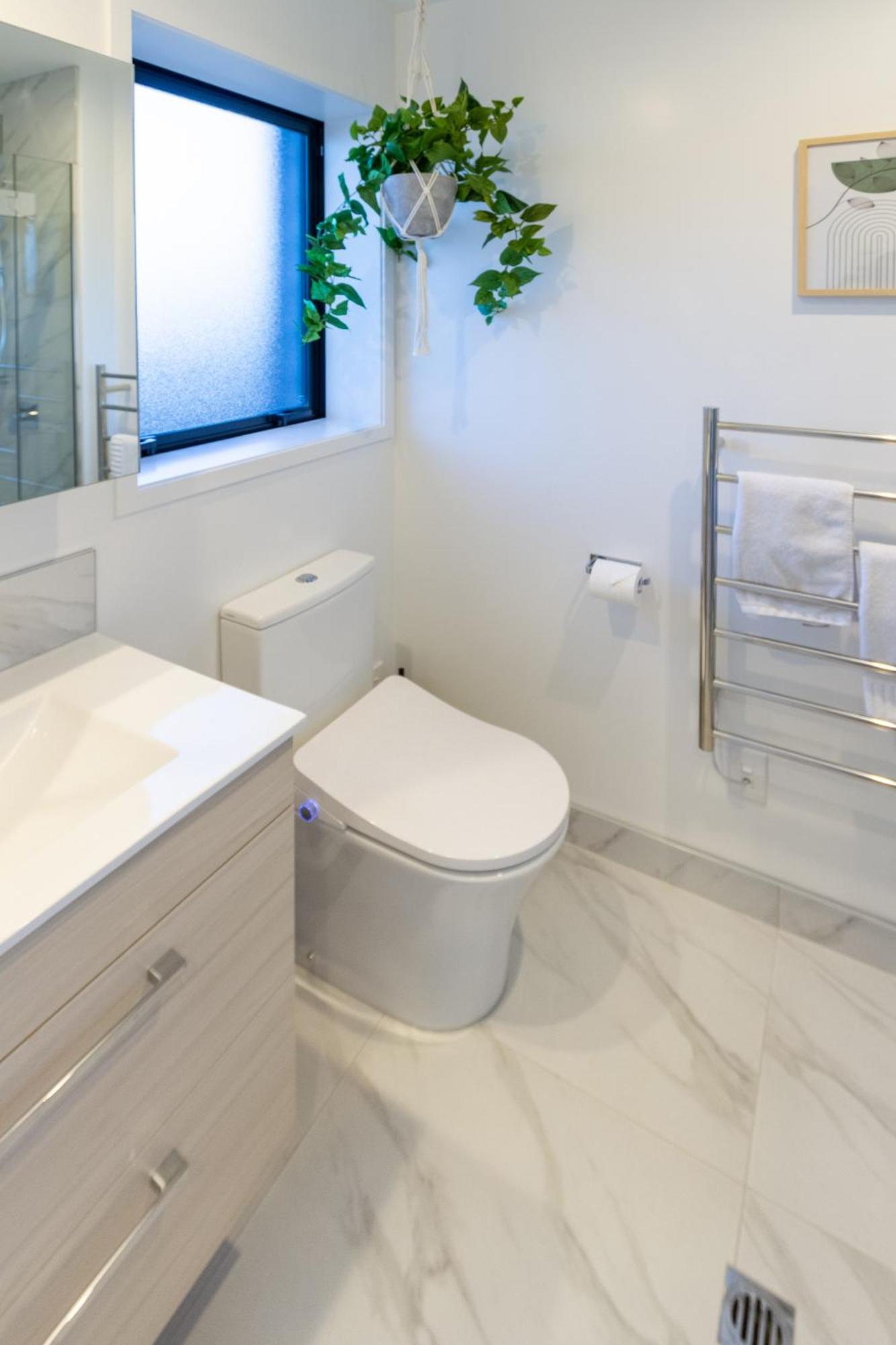 Downtown Delight: Studio At 8 Wilmer With Backyard Christchurch Eksteriør bilde